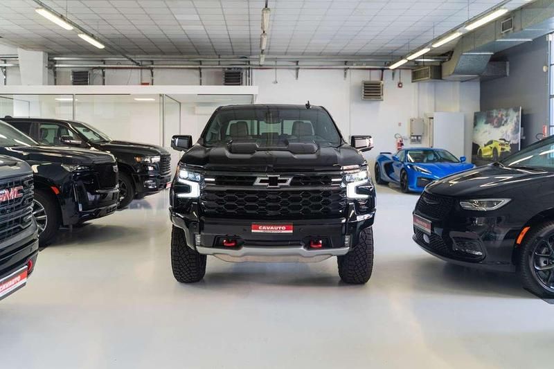 Nuova Chevrolet Silverado 420 CV (308 kW) 2025 Nero SUV