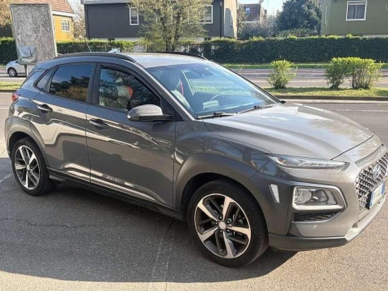 Usata Hyundai Kona Style 120 CV (88 kW) 2018 Grigio SUV