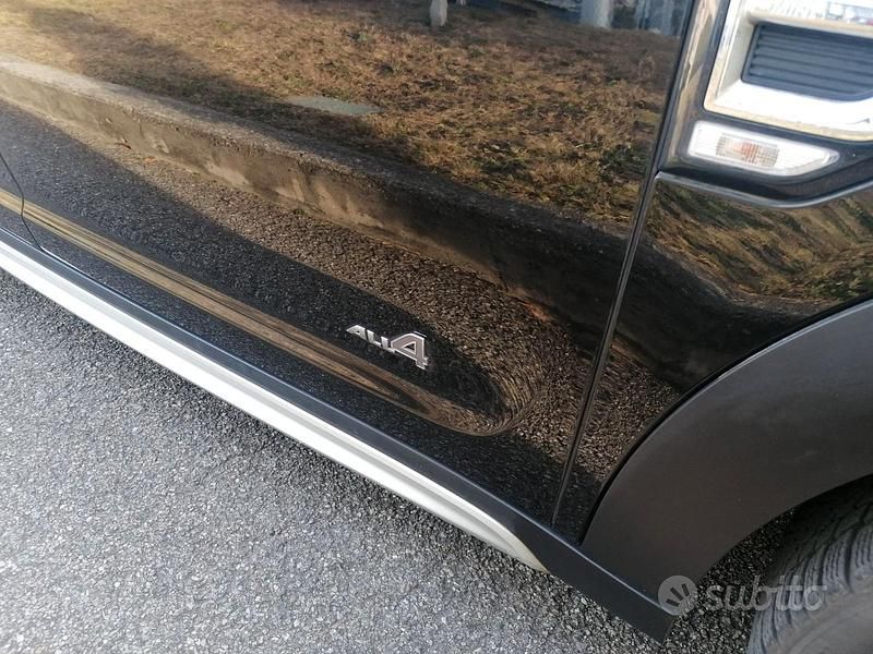 Usata Mini Cooper Countryman 136 CV (100 kW) 2020 Nero SUV