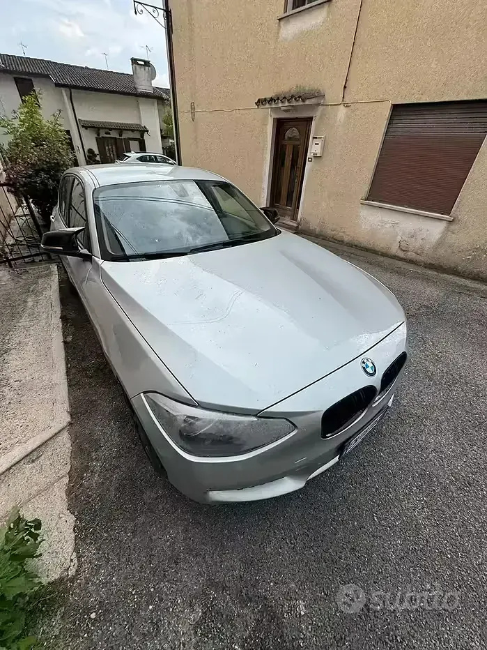 Usata BMW 116 136 CV (100 kW) 2012 Grigio Utilitaria