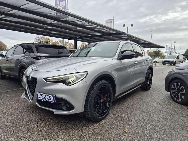 Usata Alfa Romeo Stelvio Executive 210 CV (154 kW) 2018 Grigio SUV
