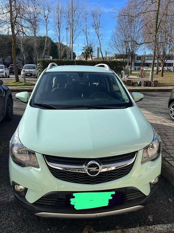 Usata Opel Karl Rocks 73 CV (53 kW) 2018 Verde Utilitaria