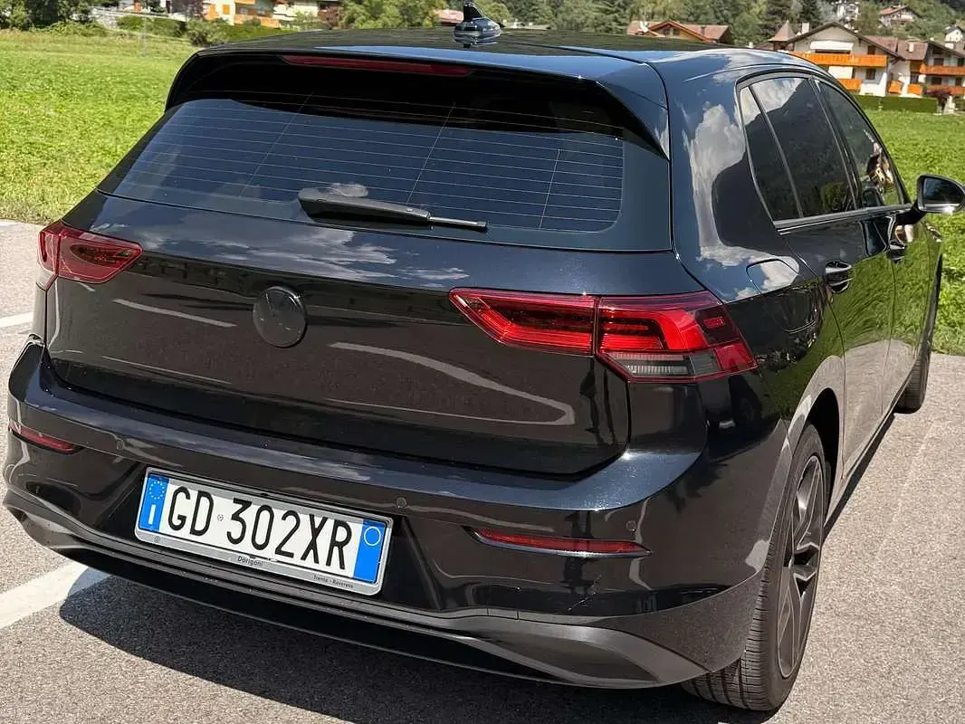 Usata VW Golf VIII 116 CV (85 kW) 2021 Nero Berlina