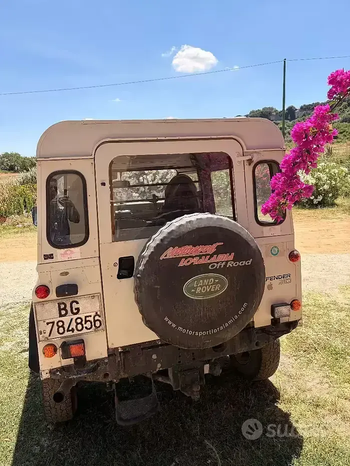 Usata Land Rover Defender 1981 Bianco SUV