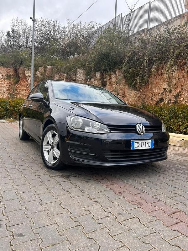 Usata VW Golf VII 110 CV (80 kW) 2013 Berlina