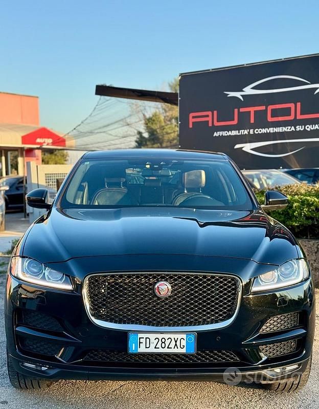 Usata Jaguar F-Pace Portfolio 180 CV (132 kW) 2017 Nero SUV