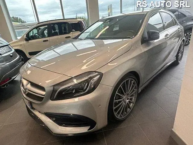 Usata Mercedes A45 AMG AMG 381 CV (280 kW) 2018 Grigio Utilitaria
