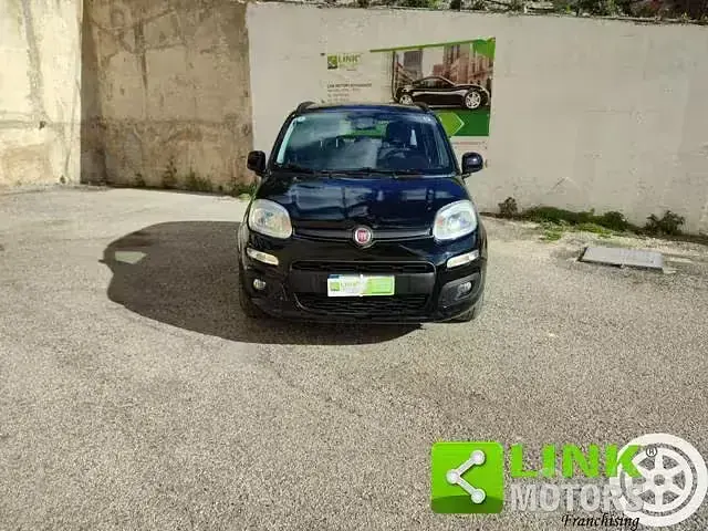 Usata Fiat Panda Easy 95 CV (69 kW) 2016 Nero Utilitaria