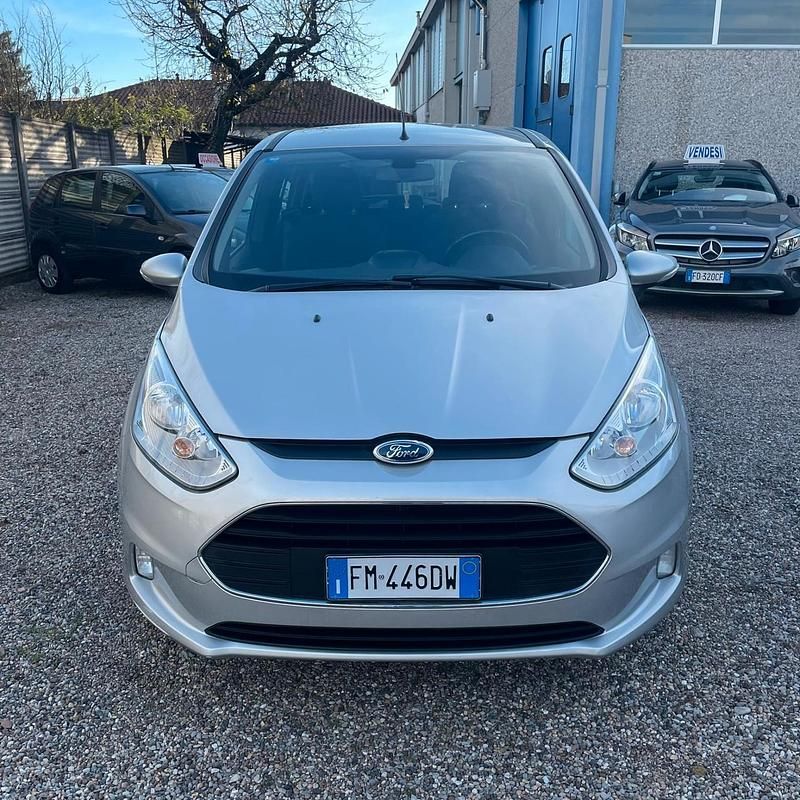 Usata Ford B-MAX Titanium 87 CV (63 kW) 2017 Grigio Monovolume