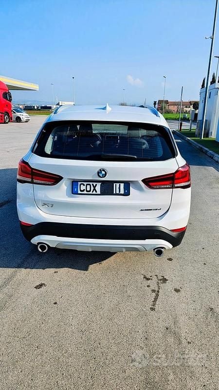 Begagnad BMW X1 xLine 190 HK (139 kW) 2021 Vit SUV