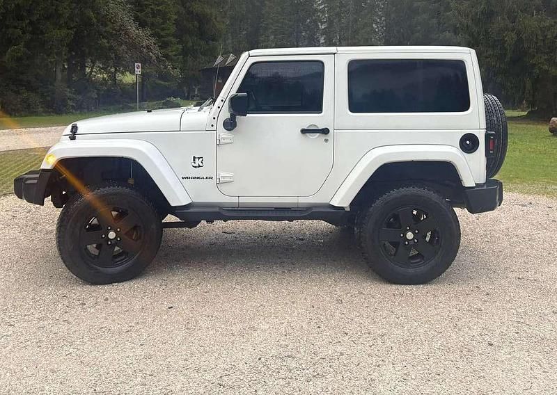 Usata Jeep Wrangler Sahara 200 CV (147 kW) 2011 SUV