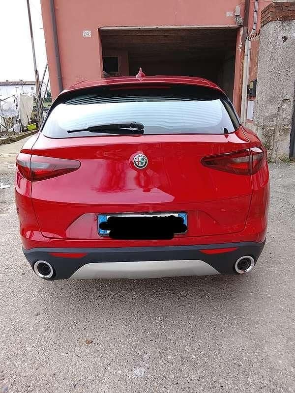 Usata Alfa Romeo Stelvio Business 190 CV (139 kW) 2020 Rosso SUV