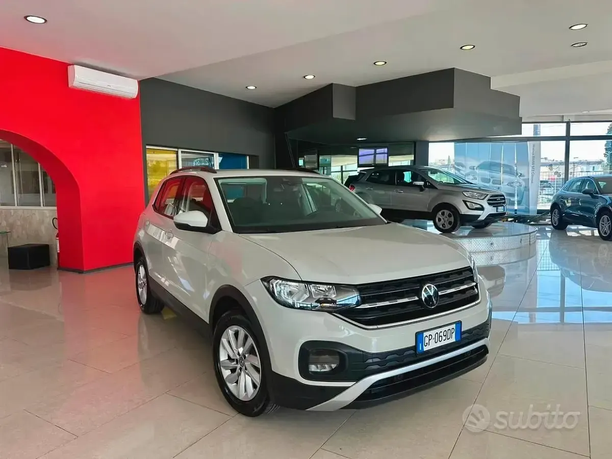 Usata VW T-Cross Style 110 CV (80 kW) 2023 Grigio SUV