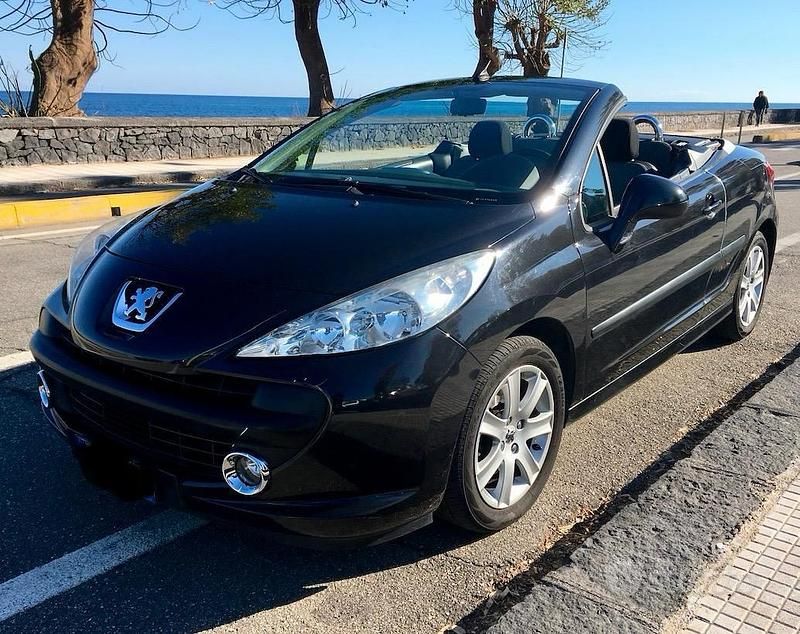 Nero Usata 2008 Peugeot 207 CC Cabrio | 4000 € - Immagine 1/4