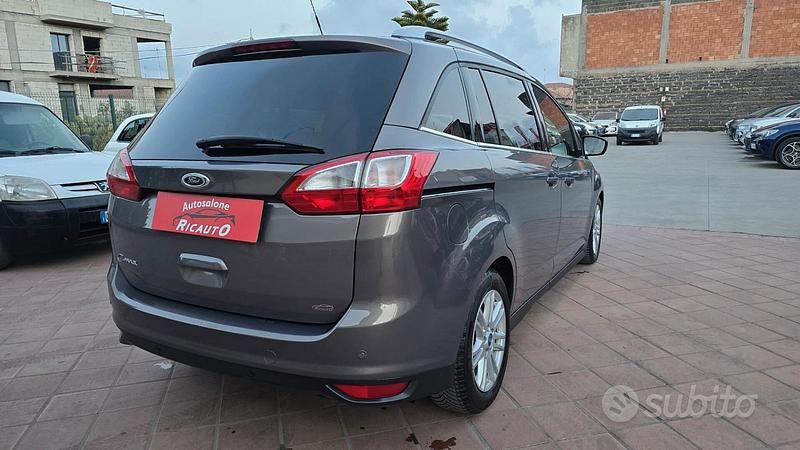 Usata Ford C-MAX Titanium 116 CV (85 kW) 2012 Grigio Monovolume