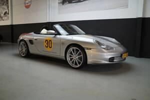 Second-hand Porsche Boxster 228 CP (167 kW) 2003 Argintiu Cabrio