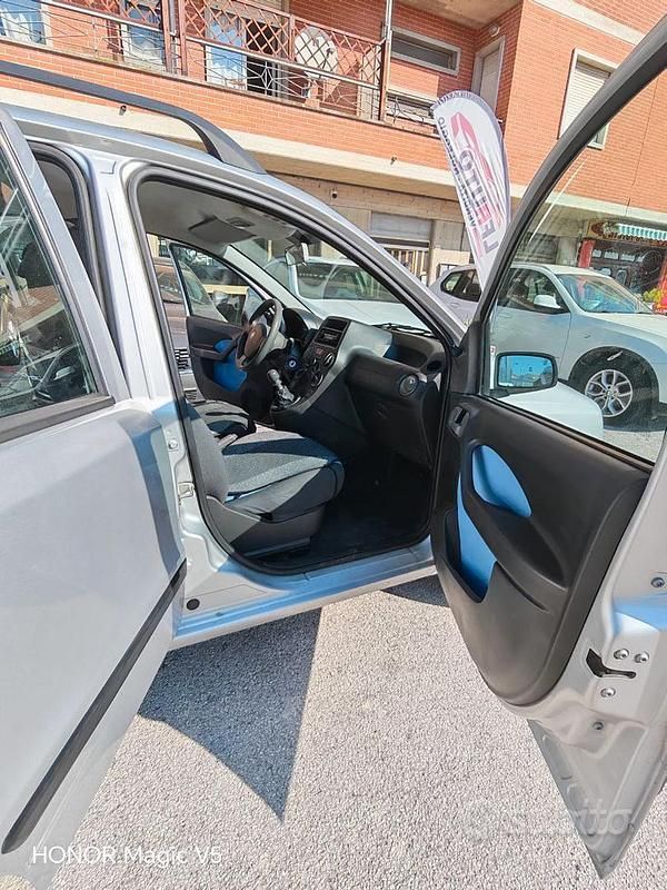 Usata Fiat Panda Dynamic 60 CV (44 kW) 2009 Argento Utilitaria
