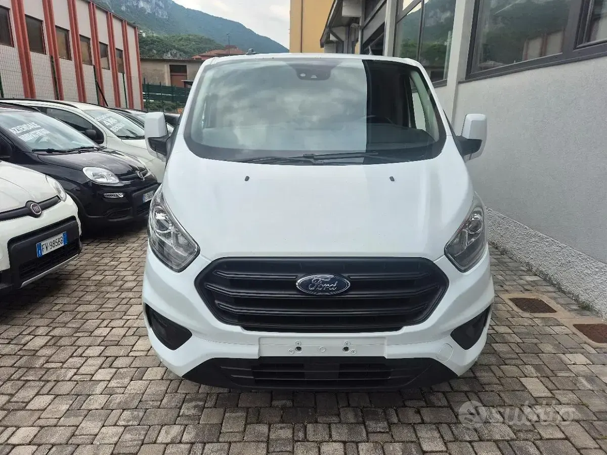 Usata Ford Transit Custom Trend 131 CV (96 kW) 2021 Bianco Berlina