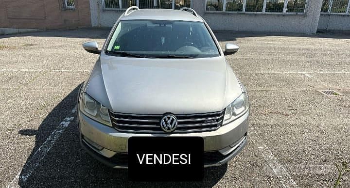Usata VW Passat 170 CV (125 kW) 2013 Berlina