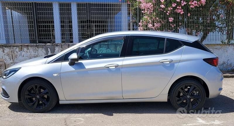 Usata Opel Astra 110 CV (80 kW) 2019 Grigio Berlina