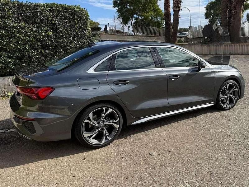 Usata Audi A3 S-Line 150 CV (110 kW) 2021 Grigio Berlina