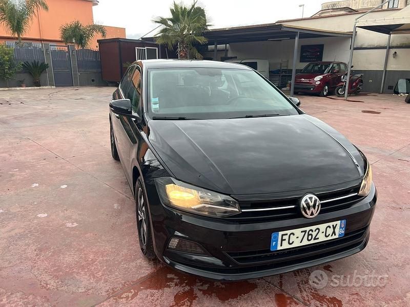 Begagnad VW Polo Trendline 95 HK (69 kW) 2018 Blå Halvkombi