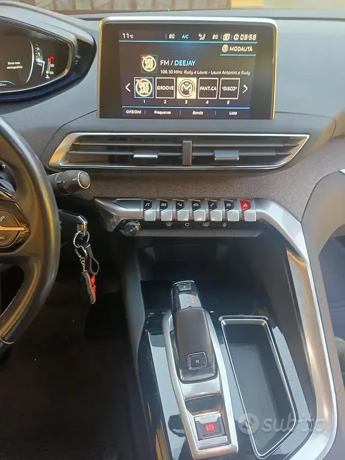 Usata Peugeot 3008 120 CV (88 kW) 2018 SUV