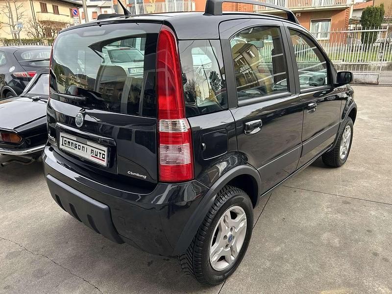 Usata Fiat Panda 4x4 Climbing 60 CV (44 kW) 2005 Nero Utilitaria
