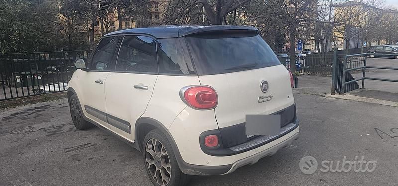 Usata Fiat 500L Trekking 120 CV (88 kW) 2013 Bianco Monovolume