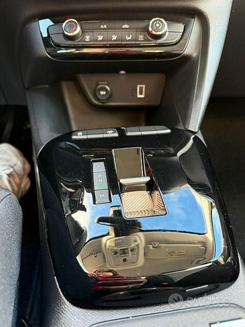 Usata Opel Corsa Edition 74 CV (54 kW) 2024 Nero Utilitaria