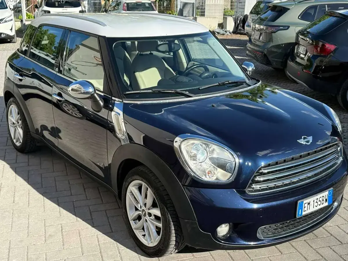 Second-hand Mini Cooper D Countryman 111 CP (81 kW) 2011 Albastru SUV