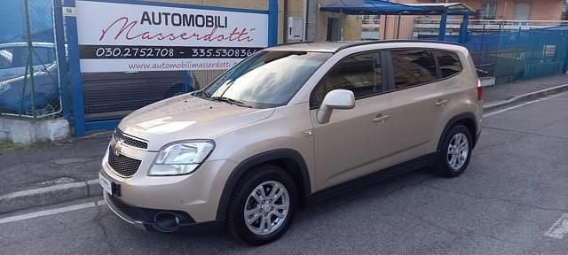 Usata Chevrolet Orlando LT 141 CV (103 kW) 2013 Champagne metallizzato Monovolume