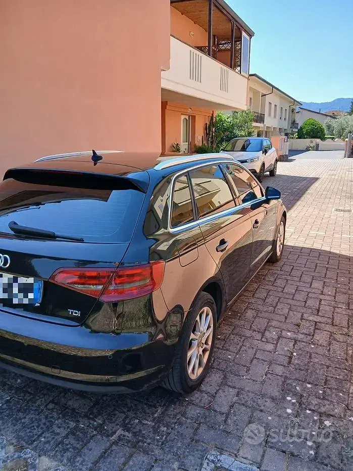 Usata Audi A3 Ambition 105 CV (77 kW) 2014 Nero Berlina