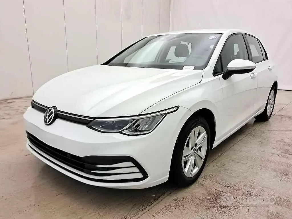 Usata VW Golf VIII Life 131 CV (96 kW) 2022 Other Berlina