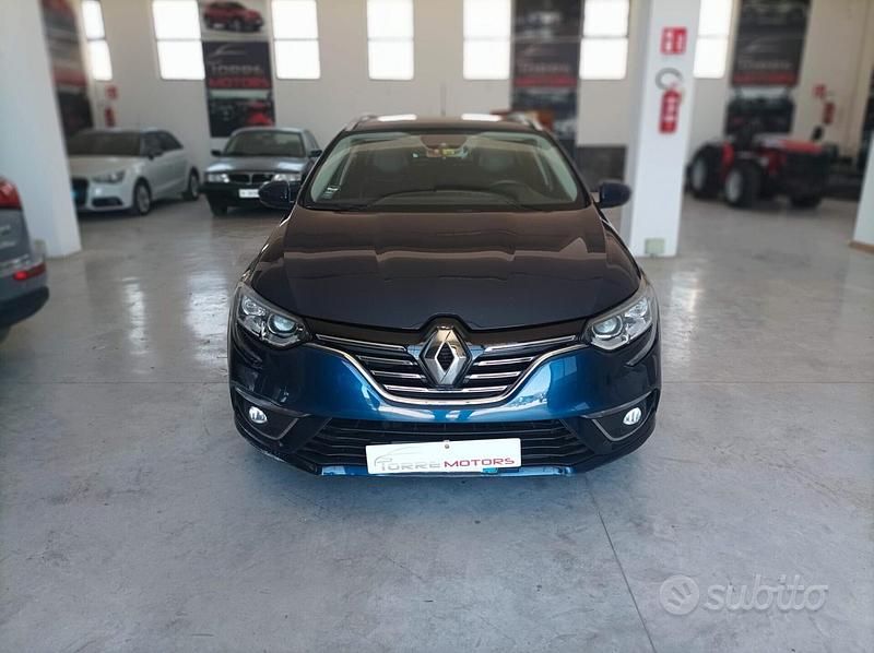 Usata Renault Mégane GrandTour Bose Edition 110 CV (80 kW) 2017 Blu Station wagon