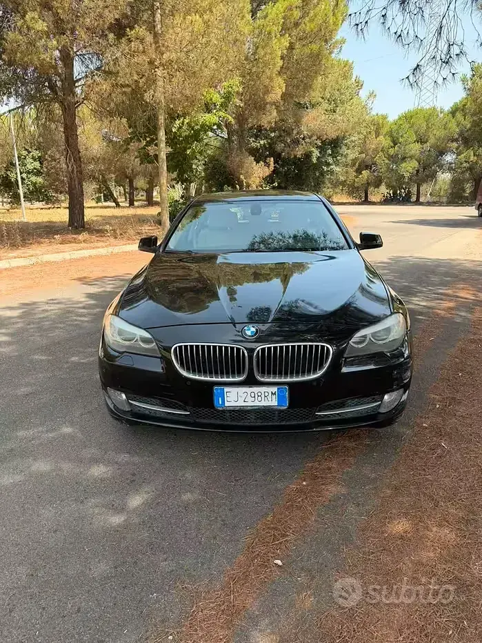 Usata BMW 520 184 CV (135 kW) 2012 Nero Station wagon