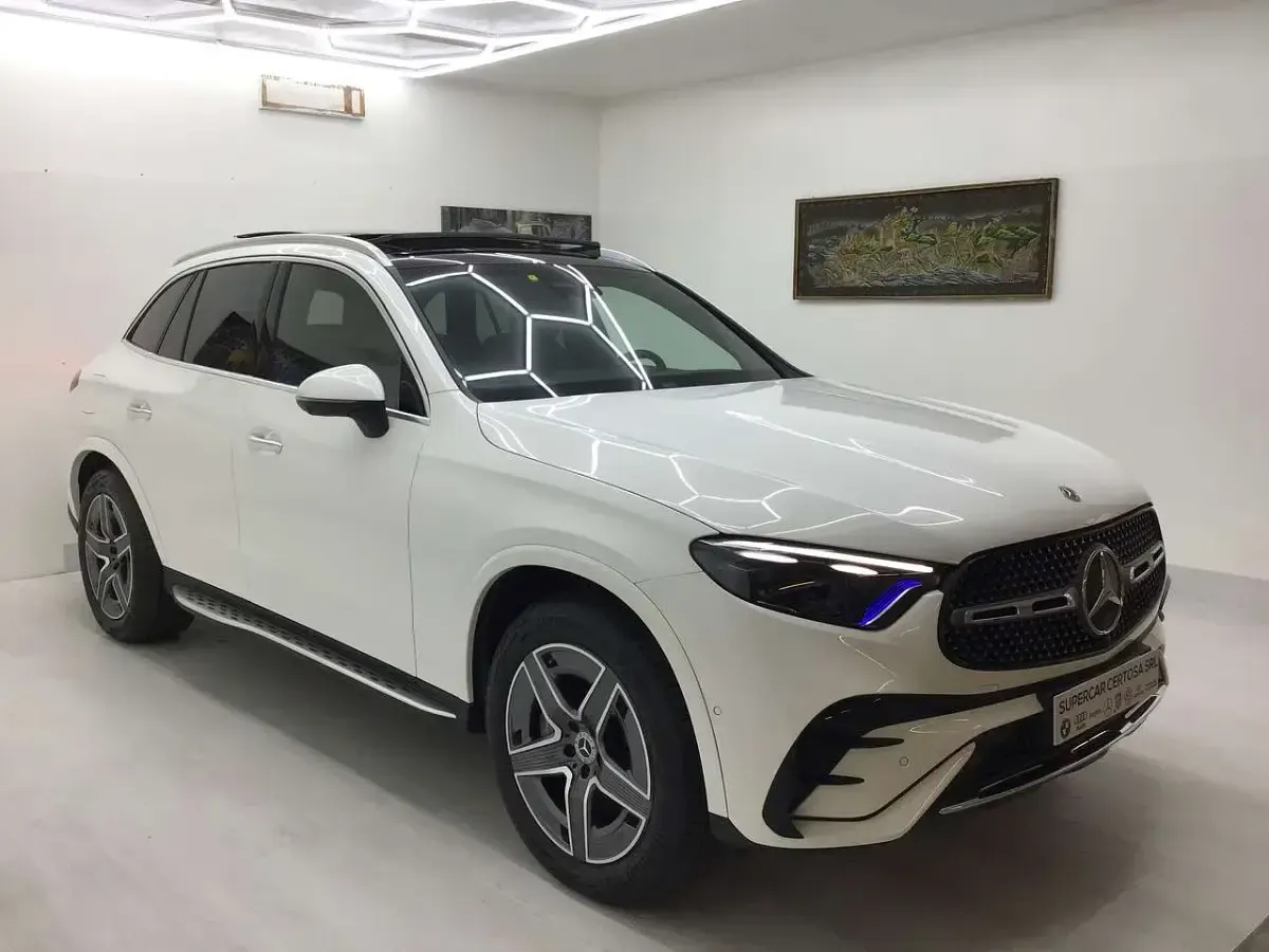 Usata Mercedes GLC300 AMG Line Premium Plus 269 CV (197 kW) 2023 Bianco SUV