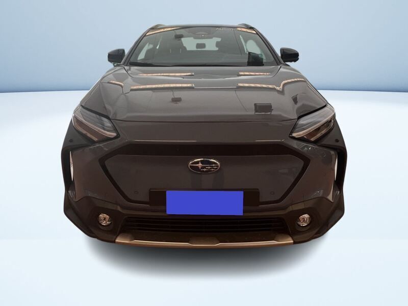 Usata Subaru Solterra 160 kW (218 CV) 2022 Grigio perlato SUV