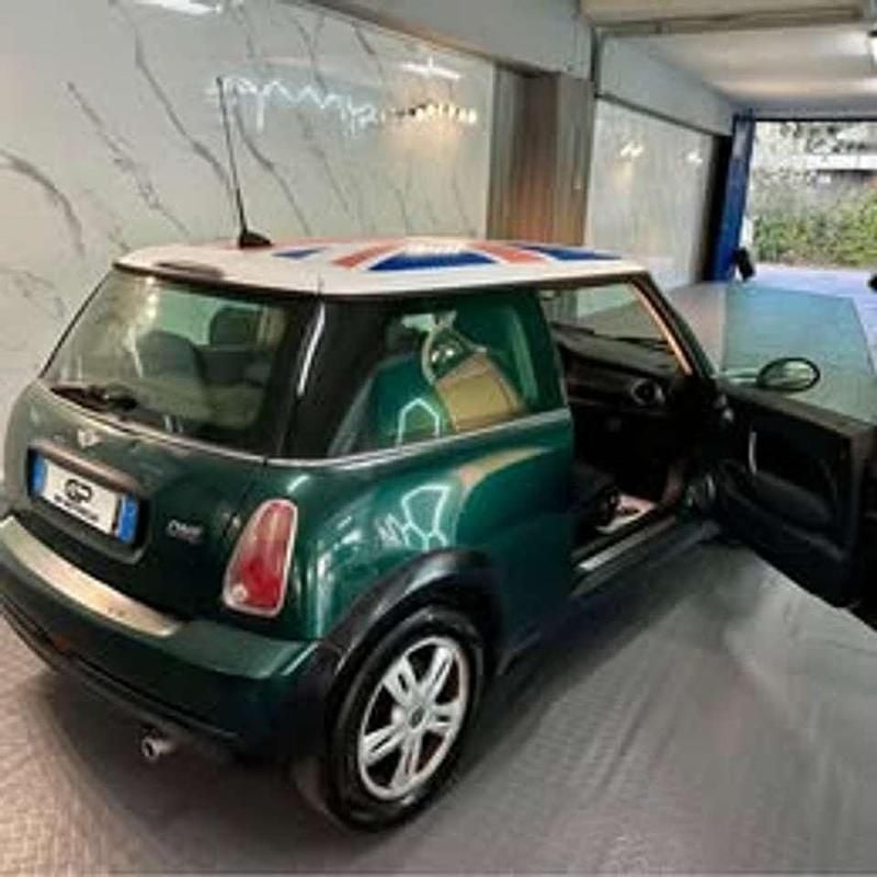 Usata Mini ONE 90 CV (66 kW) 2009 Verde Utilitaria