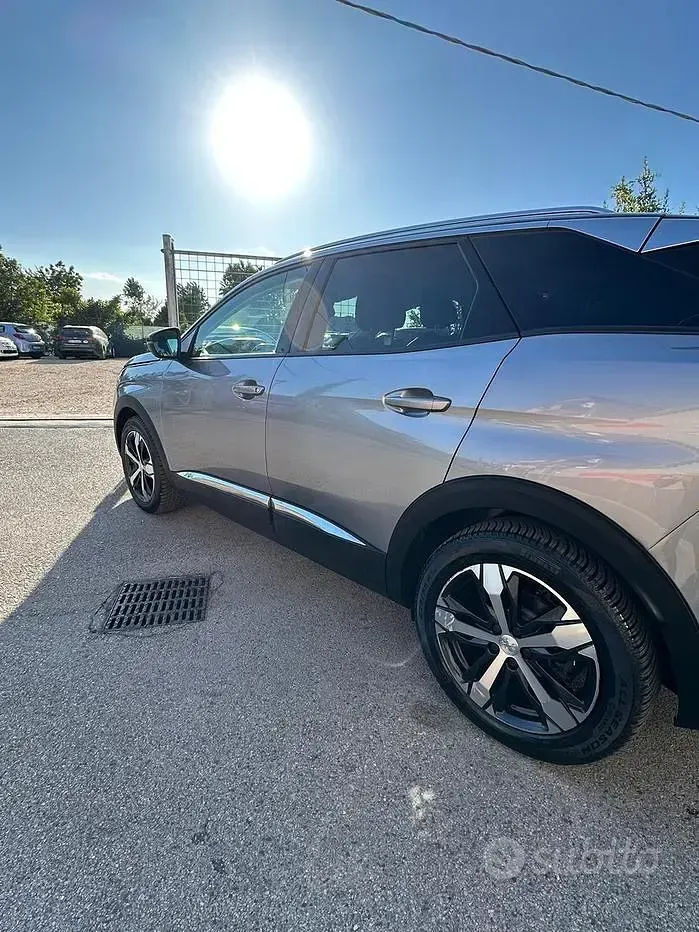 Usata Peugeot 3008 131 CV (96 kW) 2021 Grigio SUV