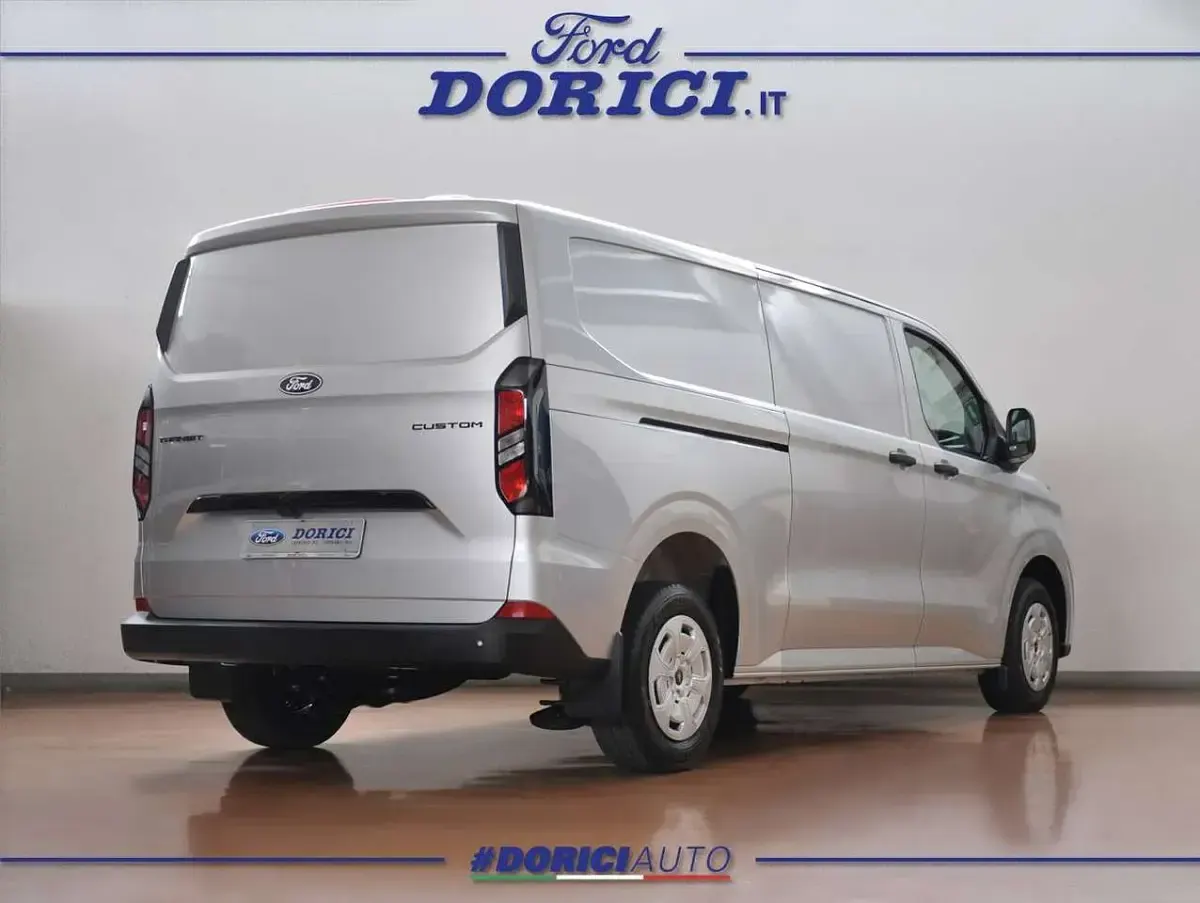 Nuova Ford Transit Custom Trend+ 136 CV (100 kW) 2026 Moondust silver Furgone
