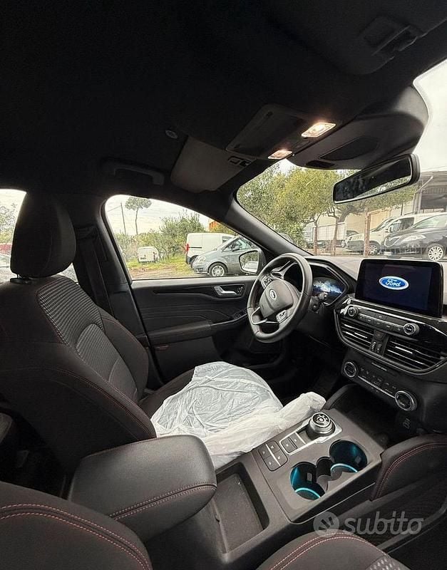 Usata Ford Kuga ST-Line 120 CV (88 kW) 2022 SUV