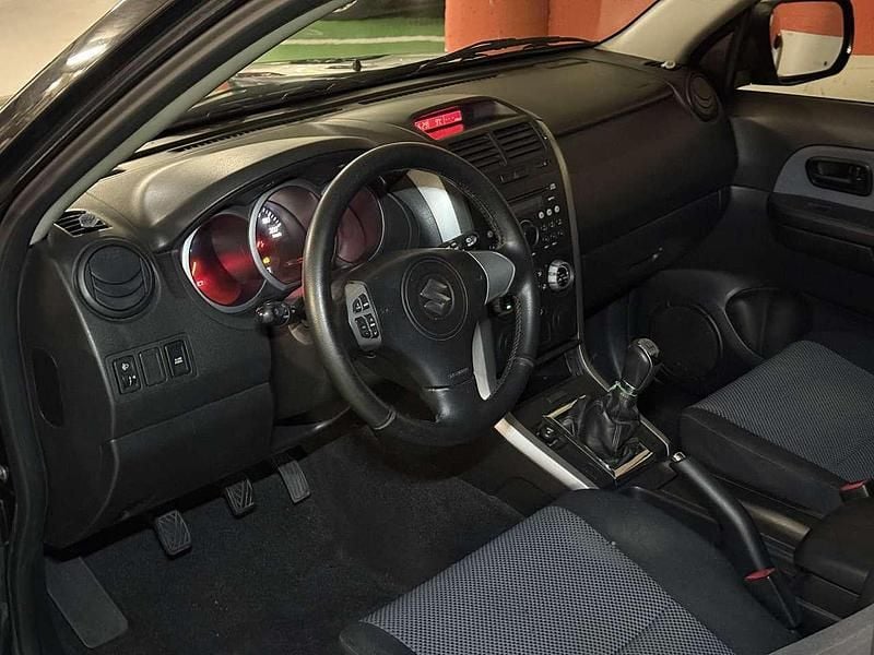 Usata Suzuki Grand Vitara 106 CV (77 kW) 2006 Nero SUV