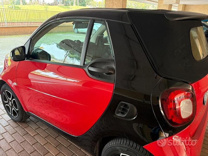 Usata Smart ForTwo Cabrio Prime 2018 Rosso Cabrio
