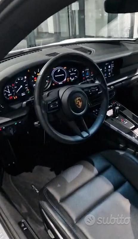Usata Porsche 911 Carrera 4 385 CV (283 kW) 2022 Bianco Coupé