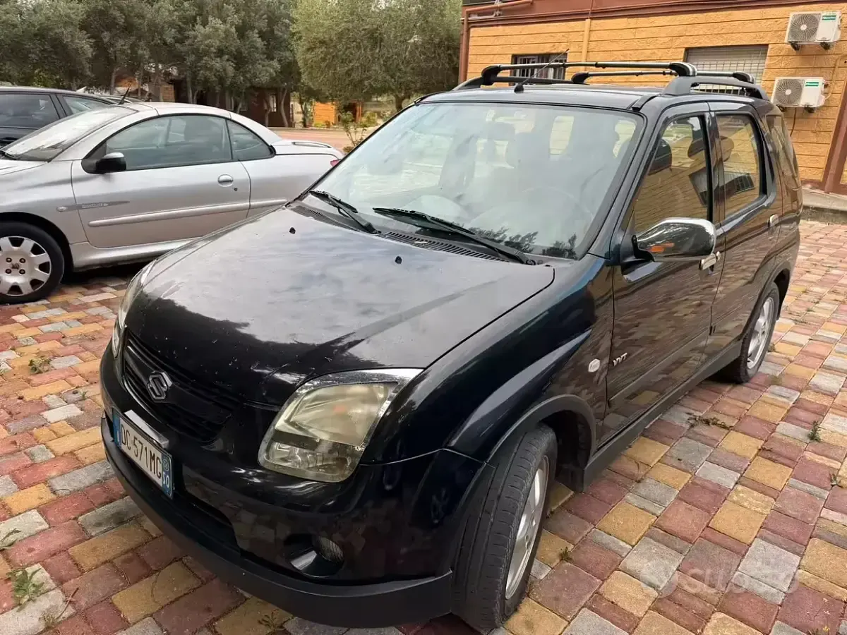 Usata Suzuki Ignis 99 CV (72 kW) 2006 Nero Utilitaria