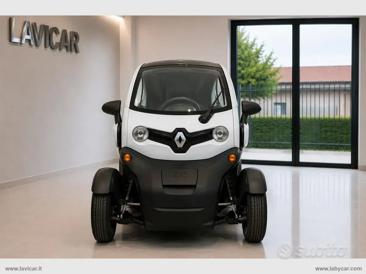 Usata Renault Twizy Urban 12 kW (17 CV) 2014 Utilitaria
