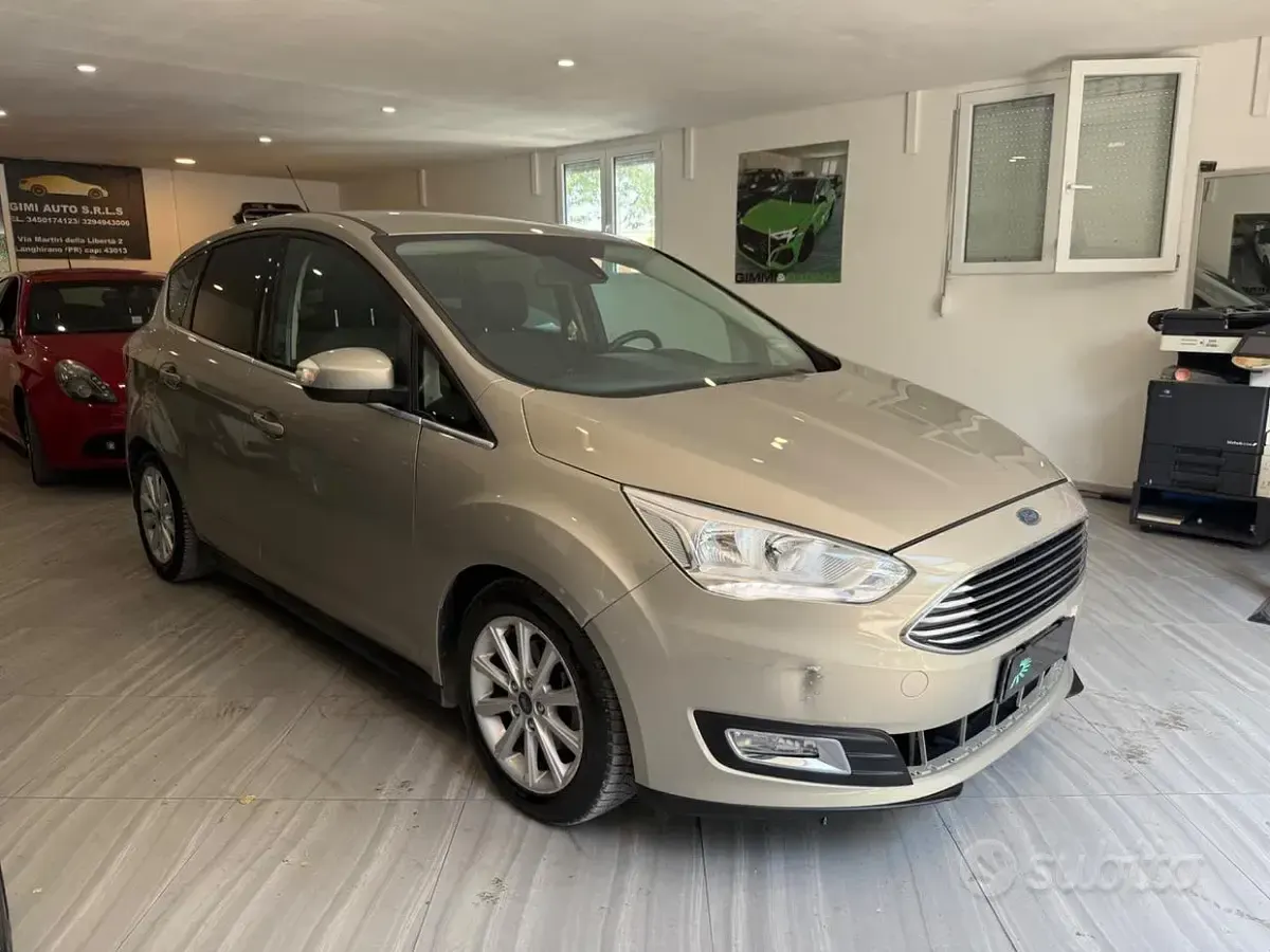 Usata Ford C-MAX 120 CV (88 kW) 2017 Beige Monovolume