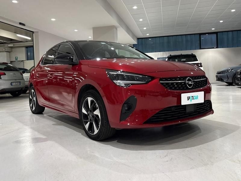 Usata Opel Corsa-e Elegance 100 kW (136 CV) 2021 Rosso Utilitaria