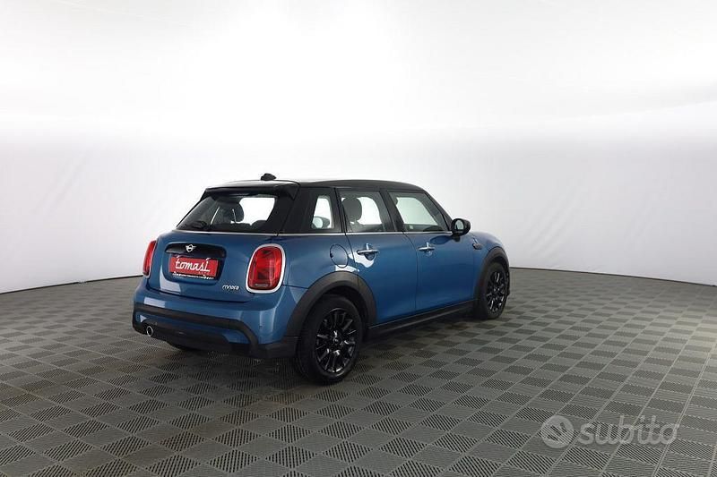 Usata Mini Cooper Classic 136 CV (100 kW) 2023 Blu Utilitaria